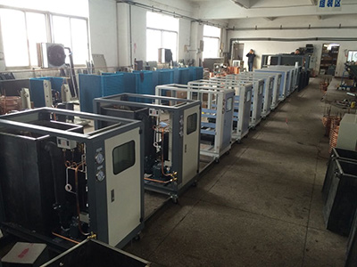 2hp風(fēng)冷式工業(yè)冷水機(jī) 2hp風(fēng)冷式工業(yè)冷水機(jī)