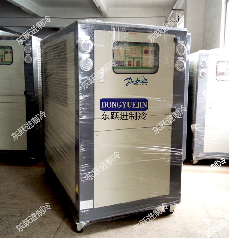 風冷式冷水機 風冷式冷水機